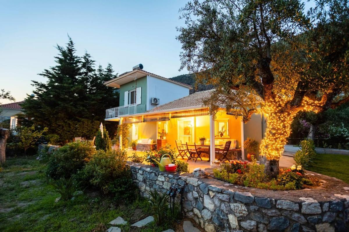 The Secret Garden At Villa Georgia Kalamata Exterior photo